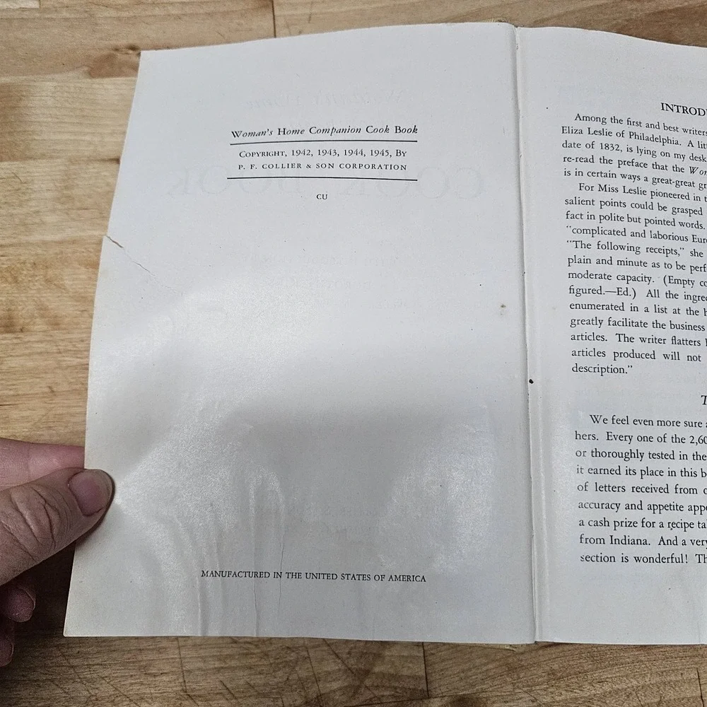 Vtg. Woman's Home Companion Cook Book 1942/1945 llustrated Hardcover